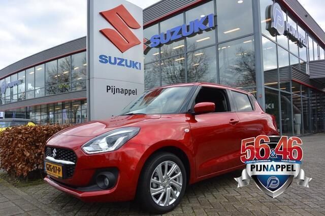 Rood Gebruikt 2024 Suzuki Swift Hatchback | € 23.950 (Iets duurder) - Afbeelding 1/4