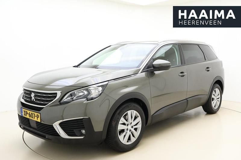 Grijs Gebruikt 2019 Peugeot 5008 MPV | € 17.950 (Eerlijke prijs) - Afbeelding 1/4