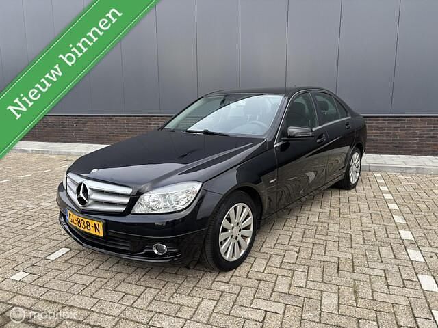 Zwart Occasion 2008 Mercedes C180 Business Sedan | € 4.250 (Super prijs) - Afbeelding 1/4