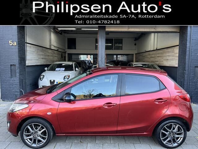 Rood Gebruikt 2014 Mazda 2 Hatchback | € 9.250 (Eerlijke prijs) - Afbeelding 1/4