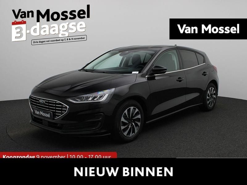Zwart Gebruikt 2023 Ford Focus Titanium Hatchback | € 19.900 (Goede deal) - Afbeelding 1/4