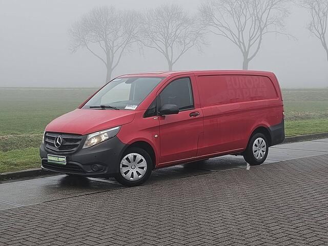 Rood Gebruikt 2016 Mercedes Vito MPV | € 8.950 (Super prijs) - Afbeelding 1/4