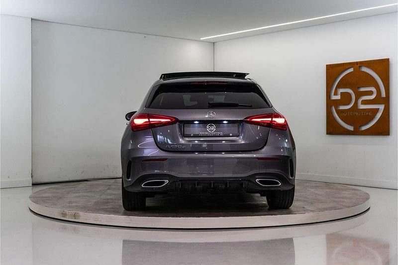 Occasion Mercedes A250 Premium 218 PK (160 kW) 2025 Grijs Hatchback