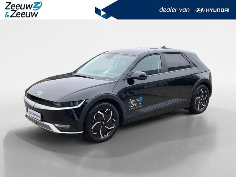 Zwart Gebruikt 2024 Hyundai Ioniq 5 Style SUV | € 39.450 (Eerlijke prijs) - Afbeelding 1/4