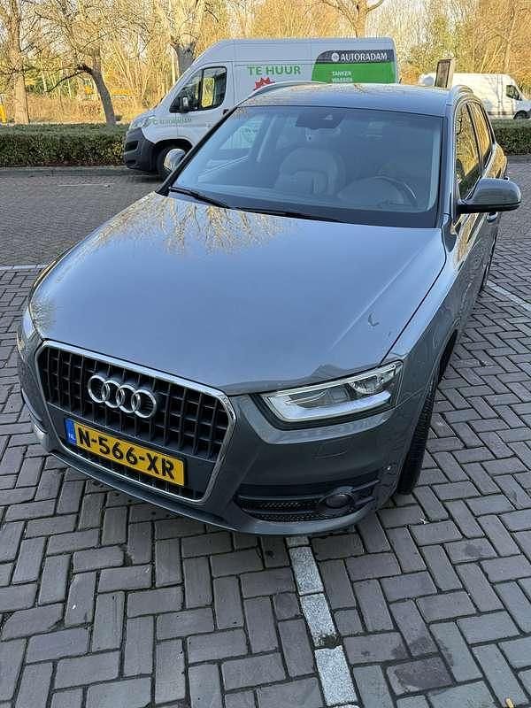Grijs Gebruikt 2012 Audi Q3 Proline SUV | € 11.500 (Goede deal) - Afbeelding 1/4
