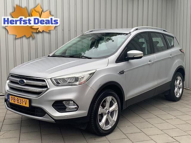 Grijs Gebruikt 2017 Ford Kuga Titanium SUV | € 15.945 (Eerlijke prijs) - Afbeelding 1/4