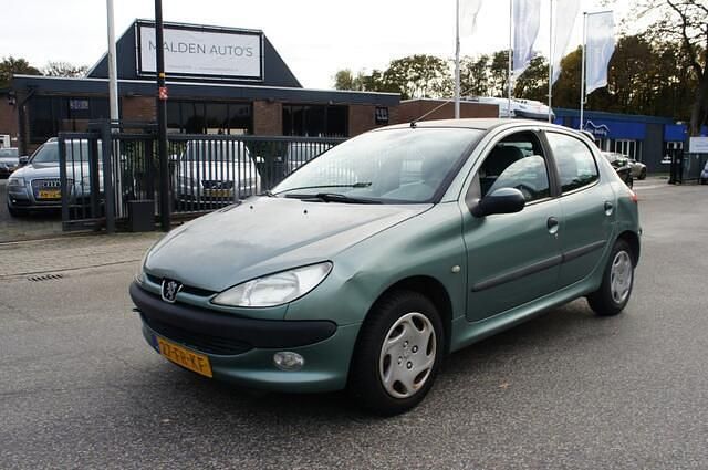 Groen Gebruikt 2000 Peugeot 206 Hatchback | € 500 (Super prijs) - Afbeelding 1/4