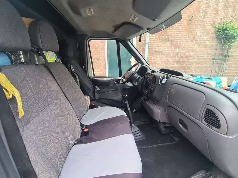 Wit Gebruikt 2006 Ford Transit Van | € 2.000 (Goede deal) - Afbeelding 1/4
