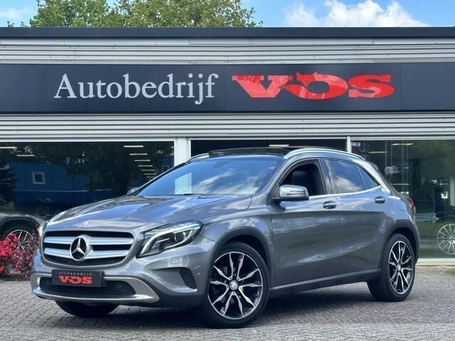 Grijs Gebruikt 2014 Mercedes GLA200 Ambition SUV | € 16.900 (Iets duurder) - Afbeelding 1/4