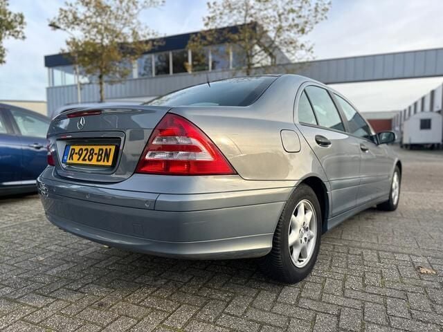 Occasion Mercedes C200 163 PK (119 kW) 2005 Grijs Sedan