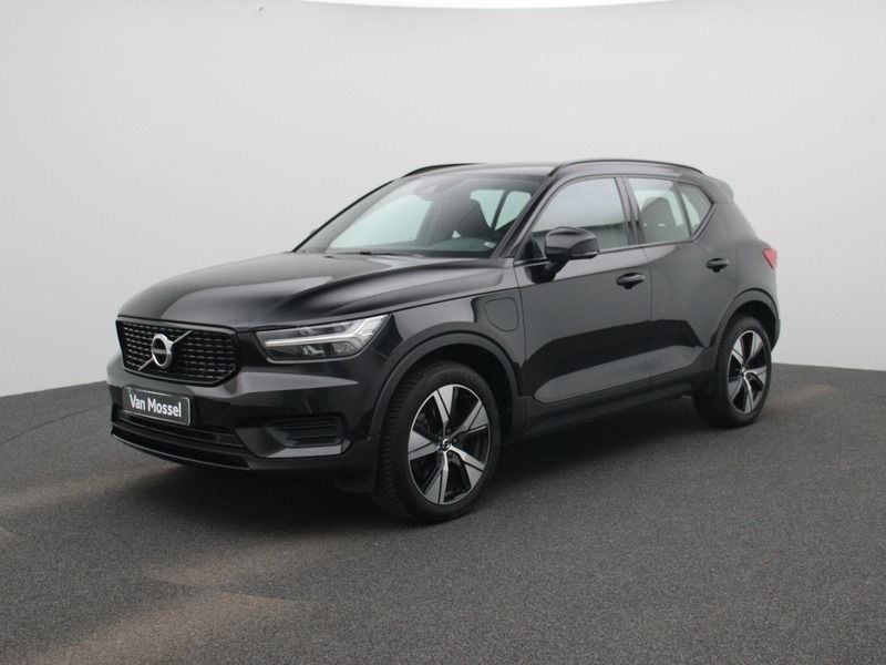 Zwart Gebruikt 2021 Volvo XC40 R-Design SUV | € 33.440 (Eerlijke prijs) - Afbeelding 1/4