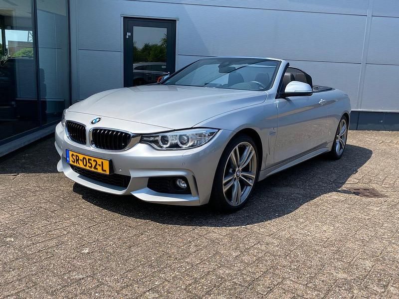 Grijs, metallic lak Gebruikt 2014 BMW 428 M Sport Cabriolet | € 24.950 (Eerlijke prijs) - Afbeelding 1/4