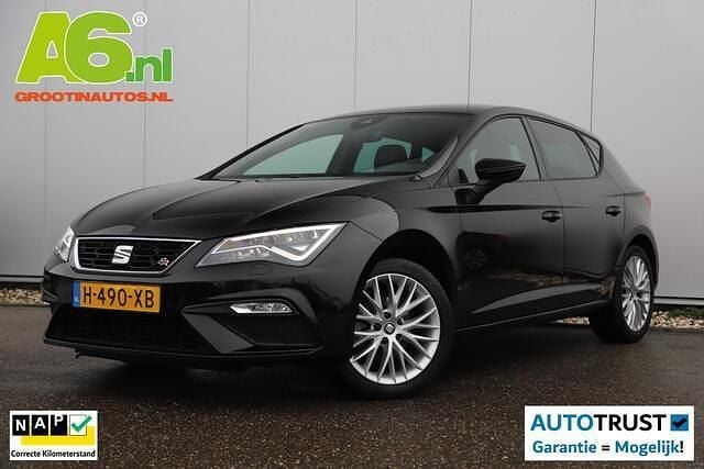 Zwart Gebruikt 2020 Seat Leon FR Hatchback | € 14.900 (Eerlijke prijs) - Afbeelding 1/4