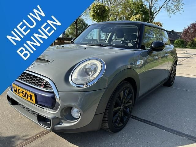 Grijs Gebruikt 2015 Mini Cooper S Business Hatchback | € 13.550 (Eerlijke prijs) - Afbeelding 1/4