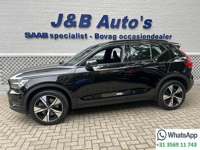 Zwart Gebruikt 2021 Volvo XC40 R-Design SUV | € 29.950 (Eerlijke prijs) - Afbeelding 1/4