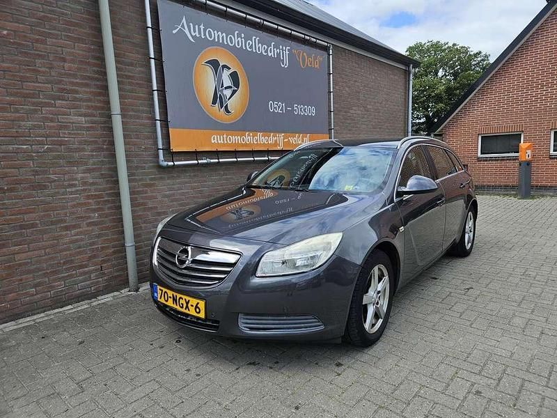 Grijs Gebruikt 2010 Opel Insignia Edition Stationwagen | € 1.995 (Super prijs) - Afbeelding 1/4