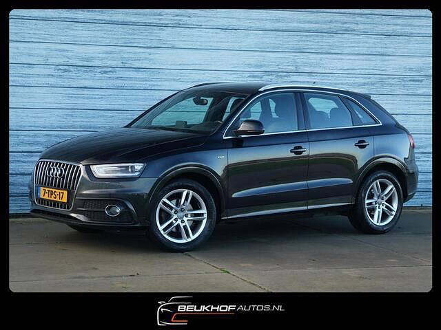 Zwart (metallic) Gebruikt 2014 Audi Q3 S-Line SUV | € 12.950 (Eerlijke prijs) - Afbeelding 1/4