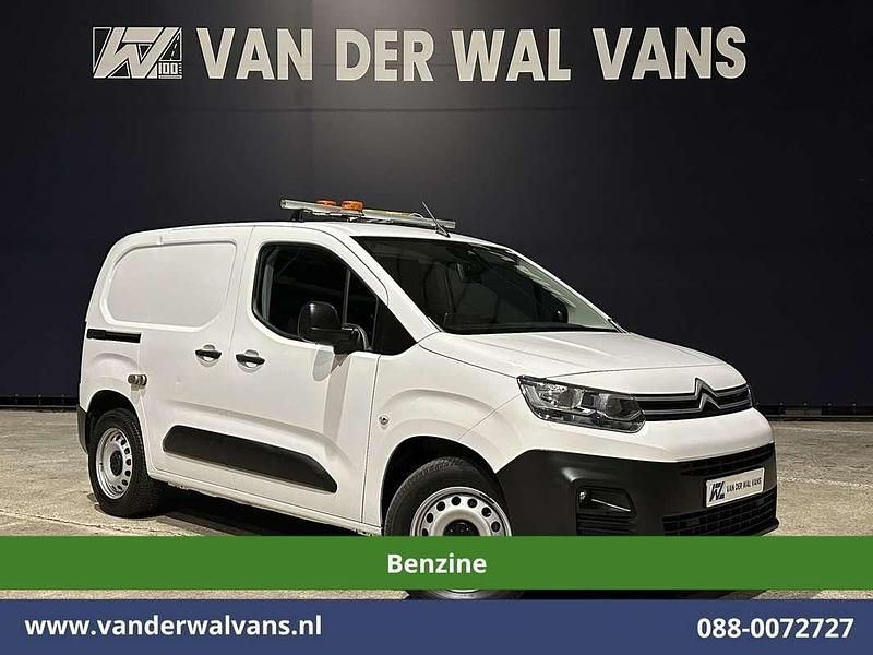 Wit Occasion 2021 Citroën Berlingo PureTech MPV | € 15.900 (Goede deal) - Afbeelding 1/4