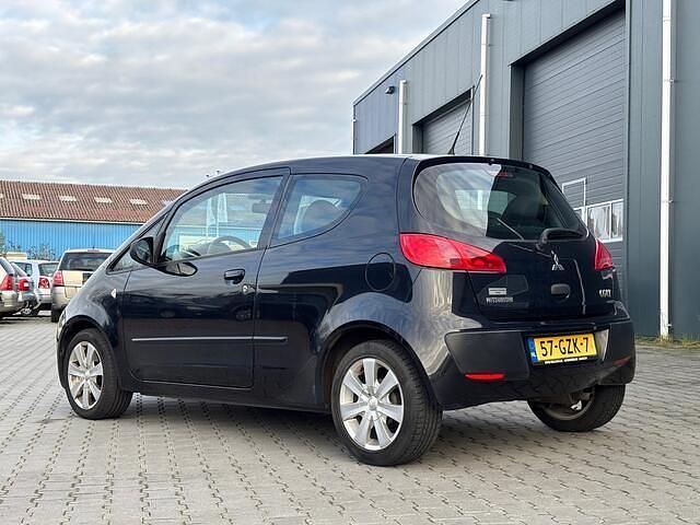 Occasion Mitsubishi Colt 75 PK (55 kW) 2008 Zwart Hatchback