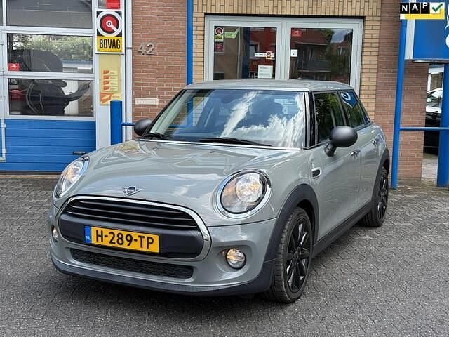 Grijs Gebruikt 2020 Mini ONE Pepper Hatchback | € 18.450 (Eerlijke prijs) - Afbeelding 1/4