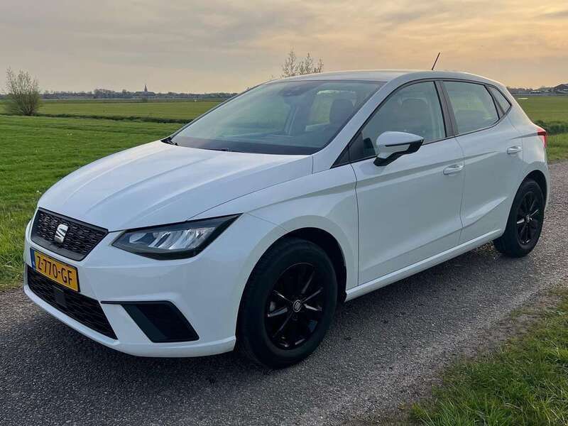 Wit Gebruikt 2024 Seat Ibiza Style Hatchback | € 18.500 (Eerlijke prijs) - Afbeelding 1/4