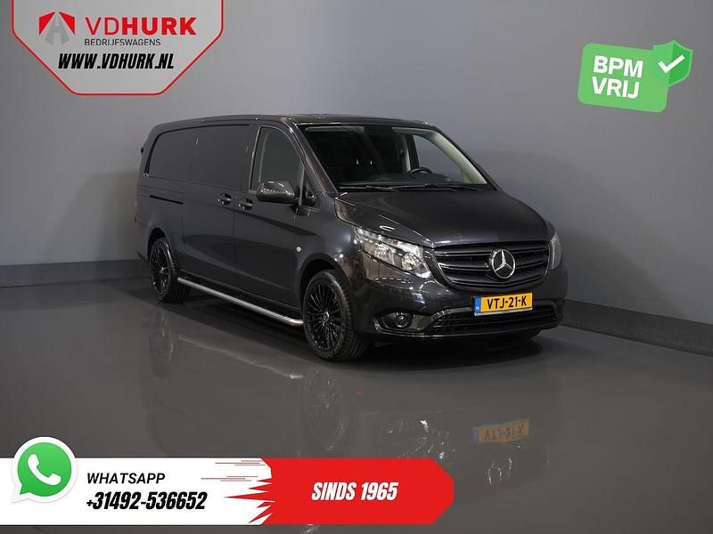 Grijs Gebruikt 2023 Mercedes Vito MPV | € 35.944 (Duur) - Afbeelding 1/3