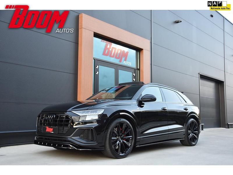 Zwart Gebruikt 2021 Audi Q8 Competition SUV | € 69.945 (Iets duurder) - Afbeelding 1/4