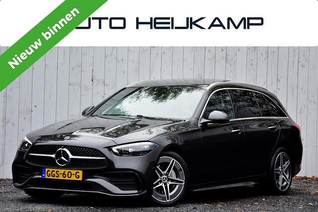Grijs Gebruikt 2024 Mercedes C180 AMG line Stationwagen | € 44.950 (Eerlijke prijs) - Afbeelding 1/4
