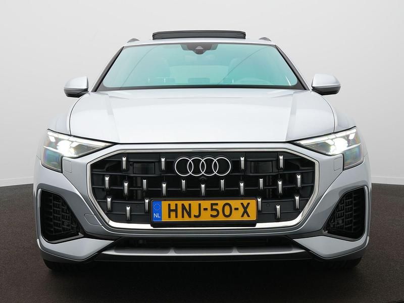 Occasion Audi Q8 Proline 395 PK (290 kW) 2024 Grijs SUV