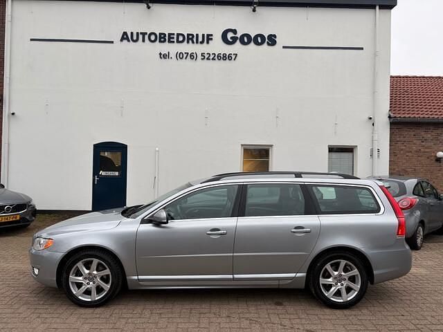 Grijs Occasion 2014 Volvo V70 Stationwagen | € 13.995 (Duur) - Afbeelding 1/4