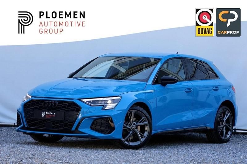 Blauw Gebruikt 2021 Audi A3 Sportback S-Line Hatchback | € 27.900 (Eerlijke prijs) - Afbeelding 1/4