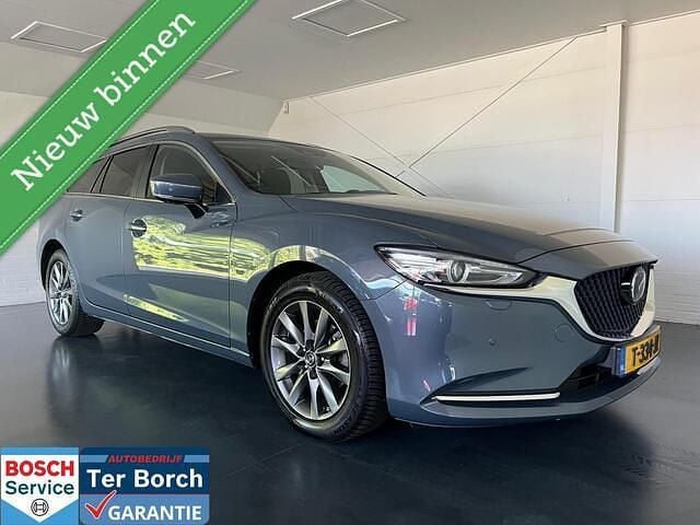 Grijs Gebruikt 2023 Mazda 6 Center-Line Stationwagen | € 31.495 (Eerlijke prijs) - Afbeelding 1/4