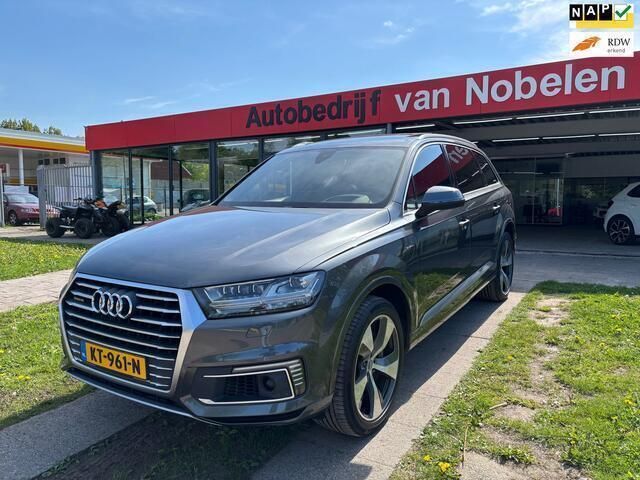 Grijs Gebruikt 2016 Audi Q7 Sport SUV | € 27.950 (Super prijs) - Afbeelding 1/4