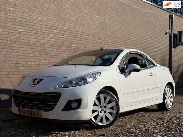 Occasion Peugeot 207 CC Griffe 120 PK (88 kW) 2011 Wit Cabriolet