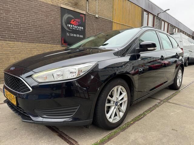 Zwart Gebruikt 2015 Ford Focus Trend Stationwagen | € 5.750 (Goede deal) - Afbeelding 1/4