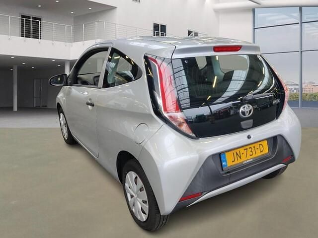 Occasion Toyota Aygo 69 PK (50 kW) 2016 Grijs Hatchback