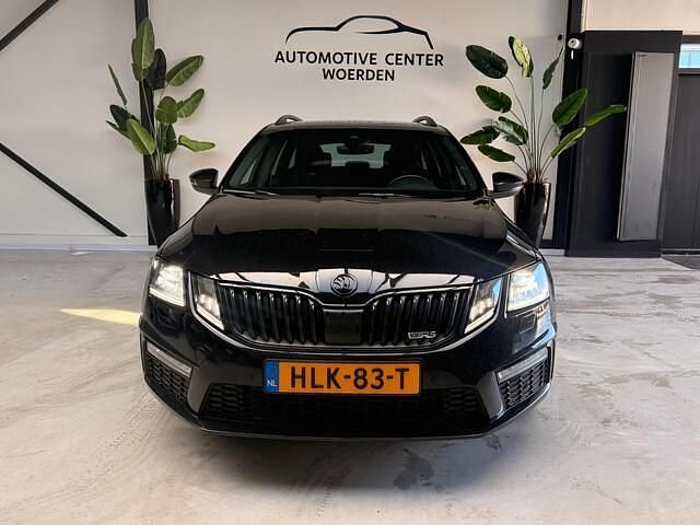 Occasion Skoda Octavia Business Line 245 PK (180 kW) 2019 Zwart Stationwagen