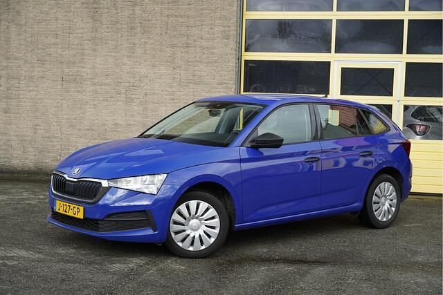 Occasion Skoda Scala Active 97 PK (71 kW) 2020 Blauw Hatchback