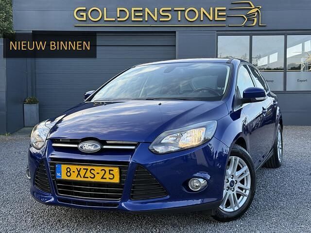 Blauw Gebruikt 2014 Ford Focus Hatchback | € 6.743 (Eerlijke prijs) - Afbeelding 1/4
