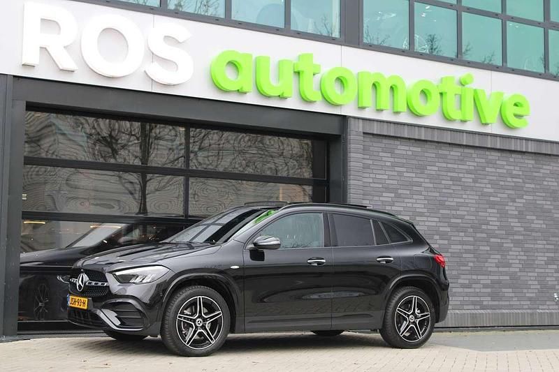 Occasion Mercedes GLA250 Business 218 PK (160 kW) 2025 Zwart SUV