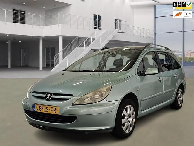 Groen Gebruikt 2003 Peugeot 307 Stationwagen | € 1.650 (Eerlijke prijs) - Afbeelding 1/4
