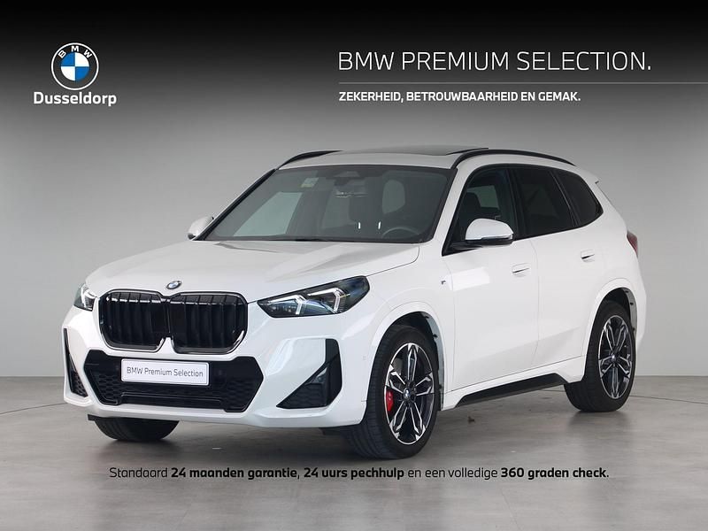 Wit Gebruikt 2024 BMW X1 M Sport SUV | € 49.450 (Iets duurder) - Afbeelding 1/4