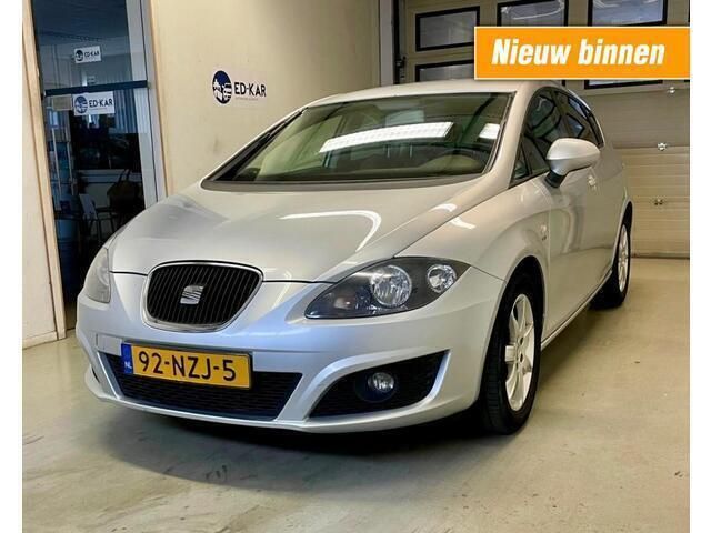 Grijs Gebruikt 2011 Seat Leon Hatchback | € 3.195 (Goede deal) - Afbeelding 1/4