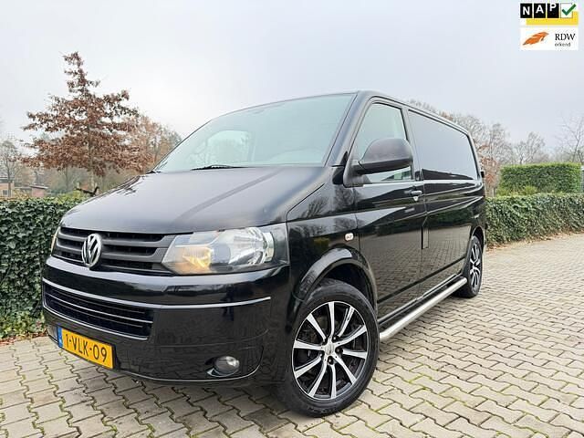 Zwart (metallic) Gebruikt 2011 VW T5 Trendline Van | € 7.950 (Super prijs) - Afbeelding 1/4