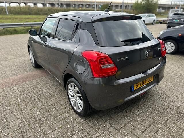 Occasion Suzuki Swift Comfort 83 PK (61 kW) 2021 Grijs Hatchback