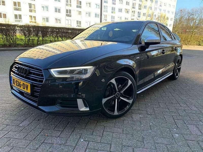 Zwart Gebruikt 2017 Audi A3 Sedan | € 15.900 (Eerlijke prijs) - Afbeelding 1/4
