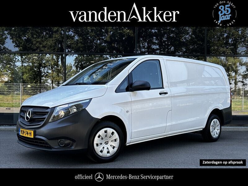 Wit Gebruikt 2021 Mercedes Vito MPV | € 17.650 (Duur) - Afbeelding 1/4