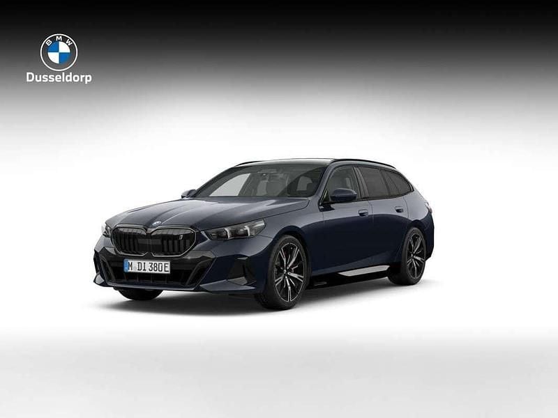 Zwart Nieuw 2025 BMW i5 M Sport Sedan | € 84.228 (Goede deal) - Afbeelding 1/4