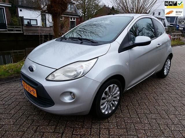 Grijs (metallic) Occasion 2011 Ford Ka Titanium X Hatchback | € 2.495 (Goede deal) - Afbeelding 1/4