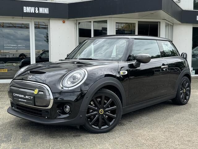 Zwart Gebruikt 2021 Mini Cooper SE Hatchback | € 19.900 (Eerlijke prijs) - Afbeelding 1/4
